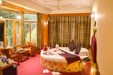 Luxury Stay In Manali